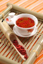 《木卫四协议》新截图 杀人机器“机械安保”挡路